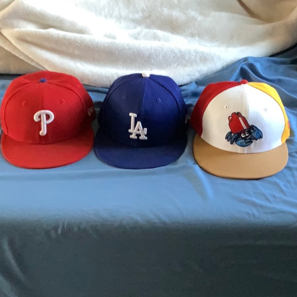 Brand new fitted MLB hats size 7